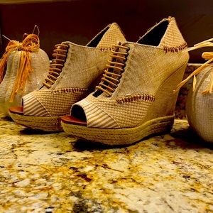 Chinese Laundry Size 5.5